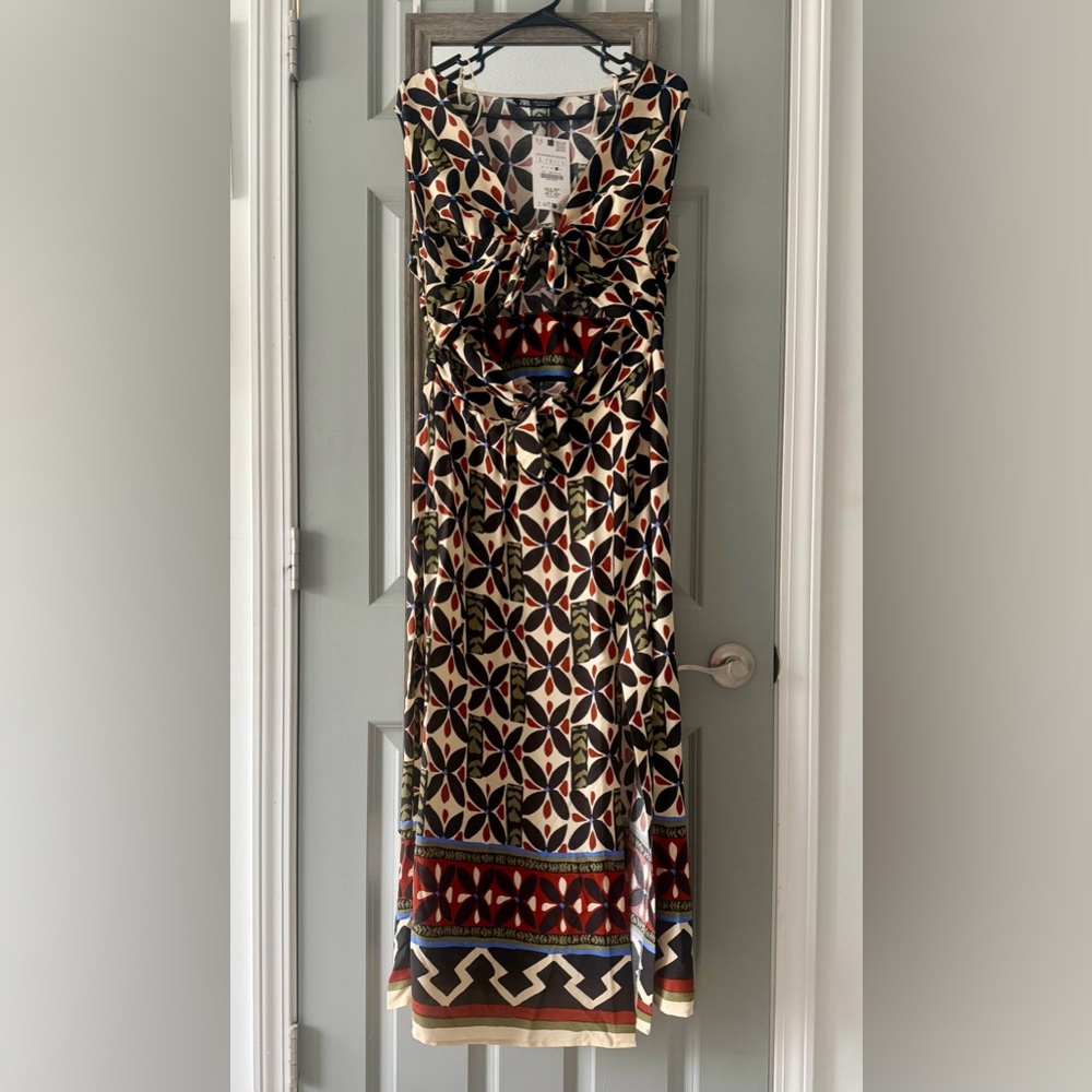 NWT Zara Printed Cut Out Midi Dress Large